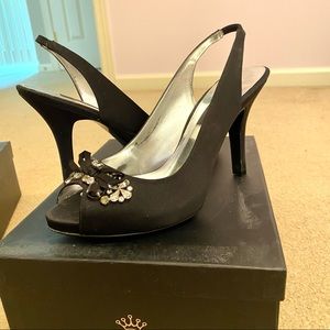 Women’s Nina black heels